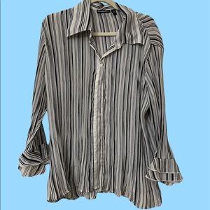 Slimming effect button down blouse